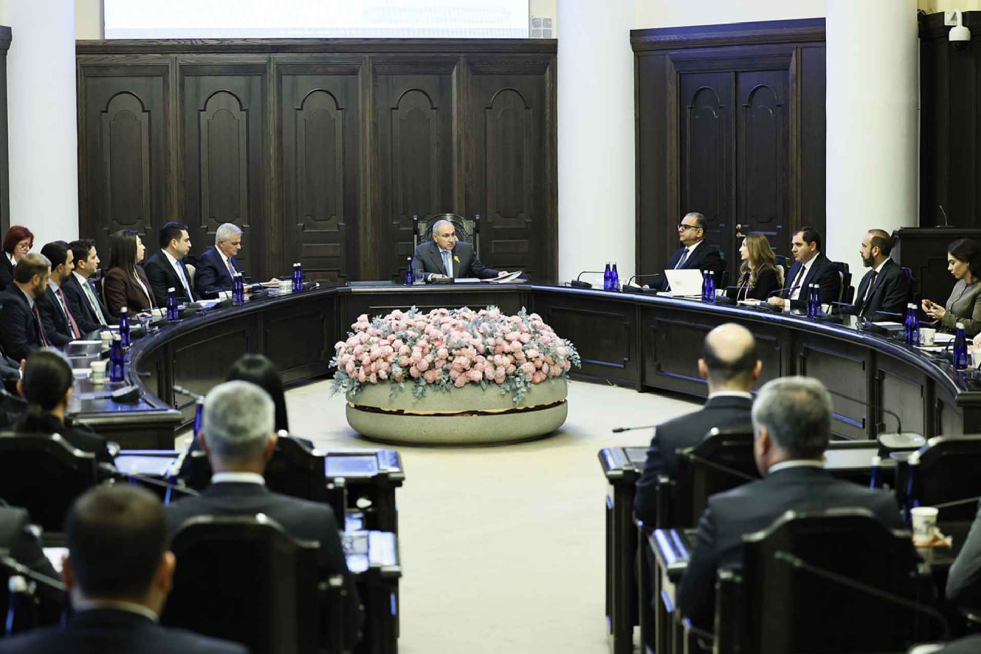 ՆԳՆ-ն ներդնում է մասնագիտական կրթության ու ծառայողական առաջխաղացման նոր մրցունակ համակարգ․ Կառավարությունը հավանություն է տվել նախագծերի փաթեթին