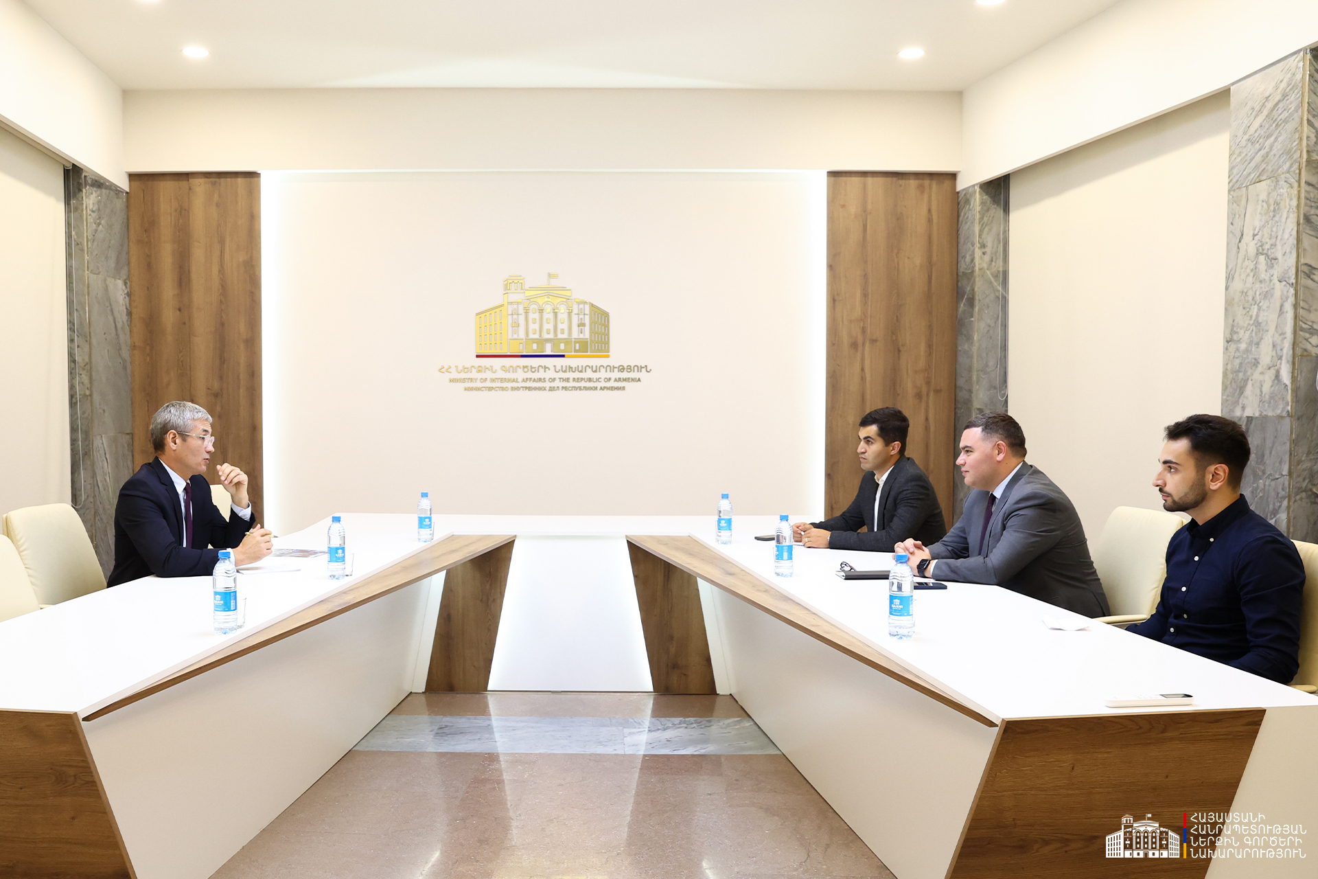 Քննարկվել են լրագրողների անվտանգության, ոստիկանության ու ԶԼՄ-ների միջև մասնագիտական հարաբերությունների ամրապնդման վերաբերյալ հարցեր․ ՆԳ նախարարի մամուլի քարտուղարն ընդունել է ՅՈՒՆԵՍԿՕ-ի ներկայացուցչին
