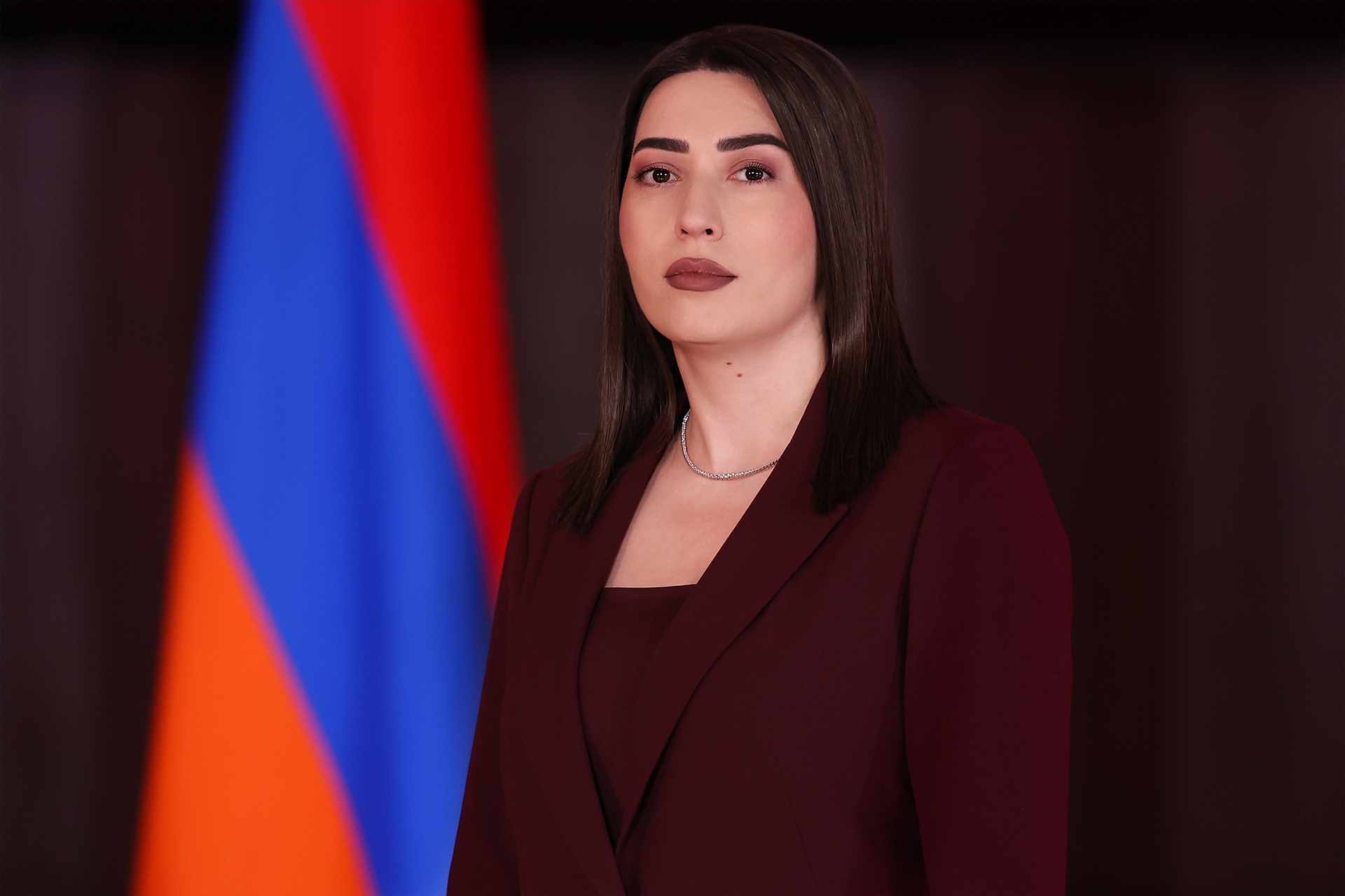 նախարար